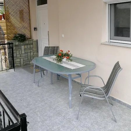 Grammeni's Apartment *