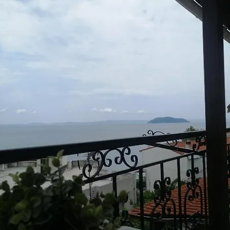 Apartment Grammeni's *